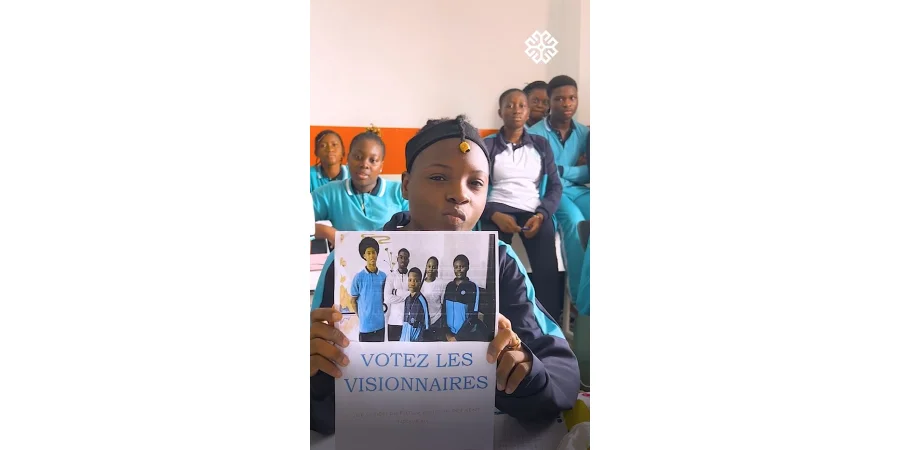 « La démocratie, c’est apprendre à choisir et à être responsable. »  🗳️ C’est dans cet esprit de démocratie que les élections des délégués ont été organisées dans nos écoles. 🔒➡️📢 Le principe du « vote secret et dépouillement public », avec l’affichage in