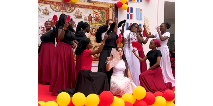 célébrons la richesse de la langue espagnole et la diversité des cultures hispaniques ! 📚🗣️💃